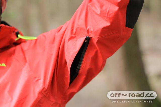 Altura mayhem hot sale waterproof jacket